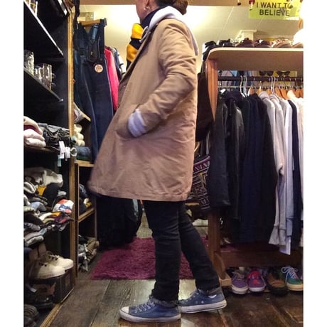 [USED] 中綿入り 軽いシンプルコート