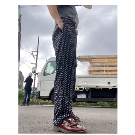 [USED] 小花柄🌼レーヨンパンツ