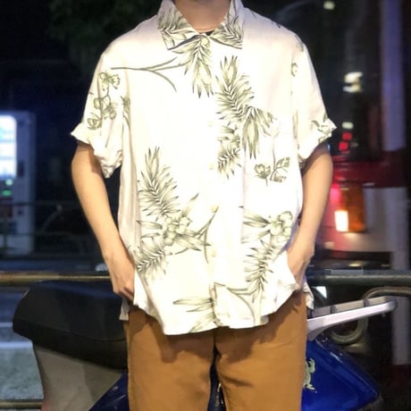 [USED] WHITE アロハシャツ🌺