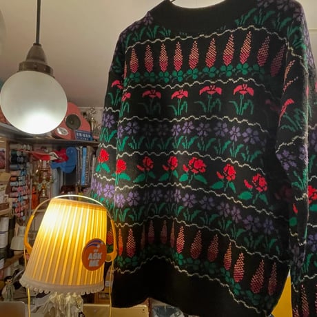 [USED] 総柄 お花🌹ニット