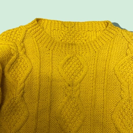 [USED] YELLOW CUTE ケーブルニット