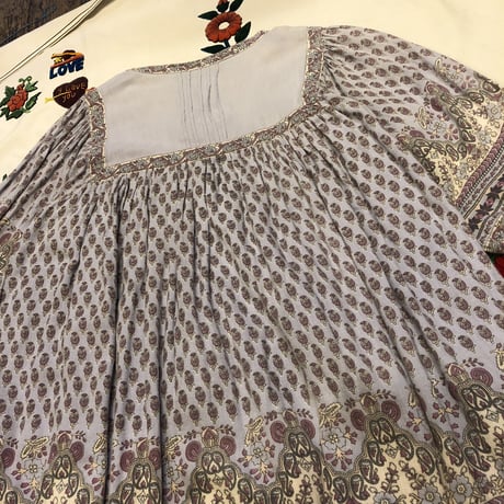 [USED]  サラフワ♡エスニックTOPS