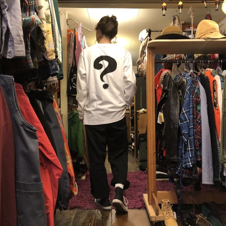 [Naughty] 7.1oz CARRY A QUESTION  WHT L/S Tee