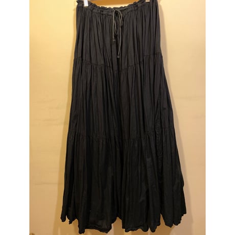 [USED] BLACK  ボリュームロングスカート