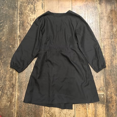 [USED] BLACK 巻きガウン
