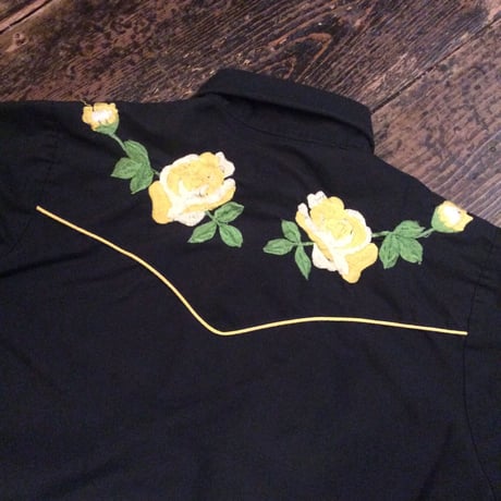 [USED] YELLOW FLOWER刺繍シャツ