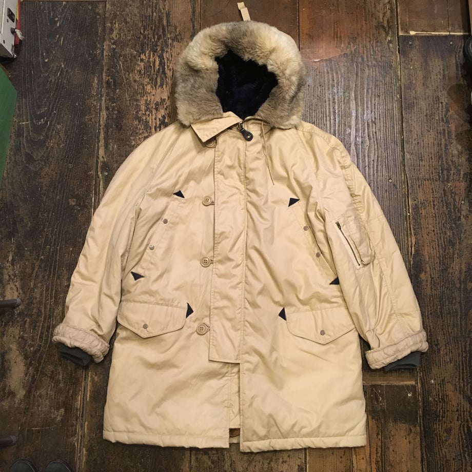 5c18dd781444484656dc35ff