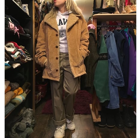[USED] Corduroy Boa COAT