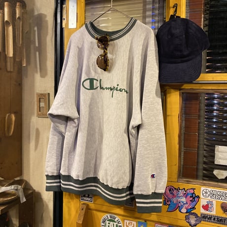 [USED] 90's Champion REVERSE SWEAT！