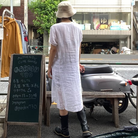 [USED] WHITE Linen ワンピース👗