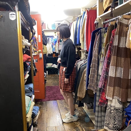 [USED] 赤チェック柄ショーツ
