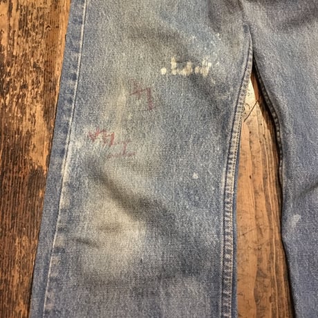 [USED] かわいい落書きペイント汚れの Levis 501