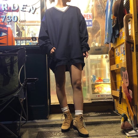 [USED] NIKE VネックプルオーバーSWEAT！