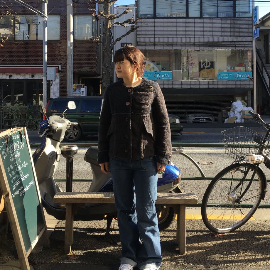 5a35f535f22a5b32e000022a
