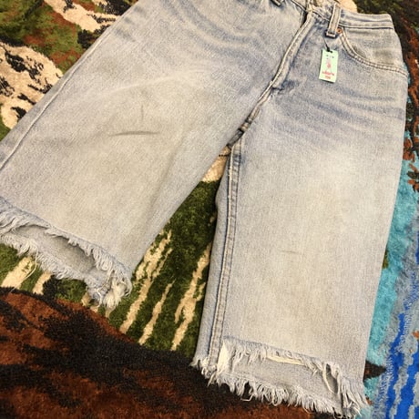 [USED] Levis 26505 CUTOFF SHORTS
