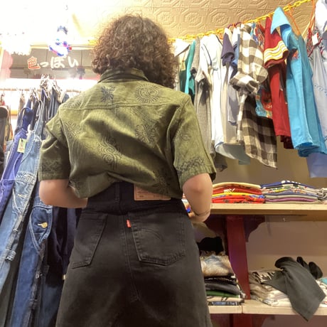 [USED] made in NEPAL カーキシャツ