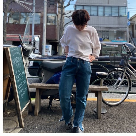 [USED] Levi's RED　CUT OFFデニム