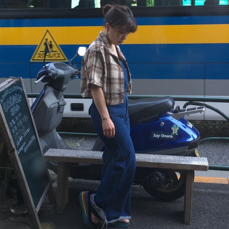 [USED] ショート丈 サラサラシャツ