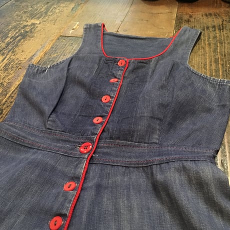 [USED] 赤ボタンvintage DENIMワンピース
