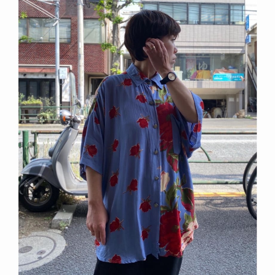 6098dad5047a9d1318d4974a