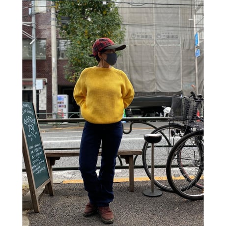 [USED] YELLOW ACRYL KNIT💛