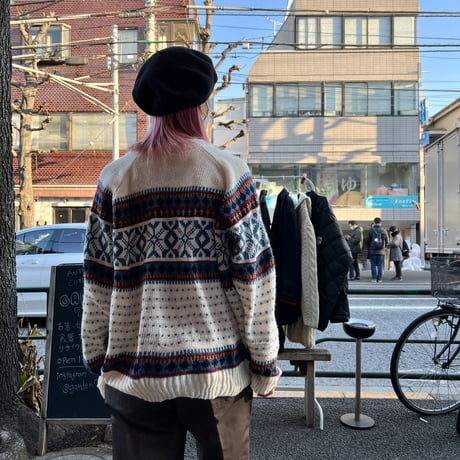 [USED]軽~いNORDIC KNIT made in ITALY