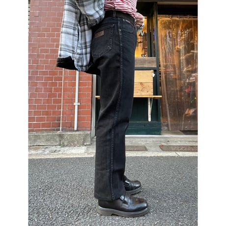 [USED] wrangler BLACK ストレッチデニム