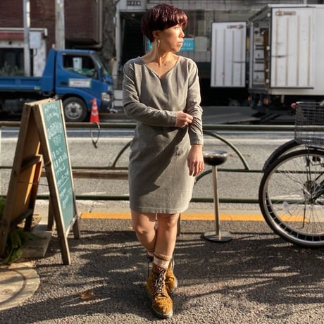 [USED] 冬にオススメ⭐︎タイトワンピース