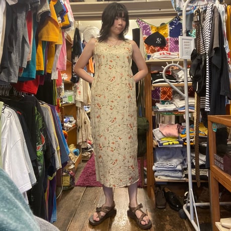 [USED] HONGKONG made 和花柄OP