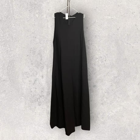 [USED] BLACK Simple ノースリーブ O/P