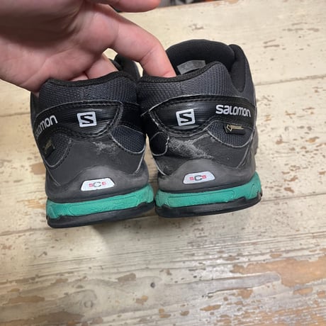 [USED] SALOMON Kiliwa GTX スニーカー