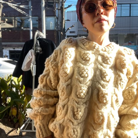 [USED] White🤍ぽこぽこニット
