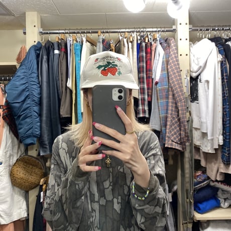 [USED] STRAWBERRY SNAP BACK CAP🍓