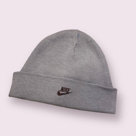 [USED] NIKE  ビーニー　リバーシブル
