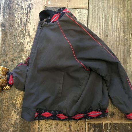 [USED] Carhartt風 ネイティブ 柄 JKT