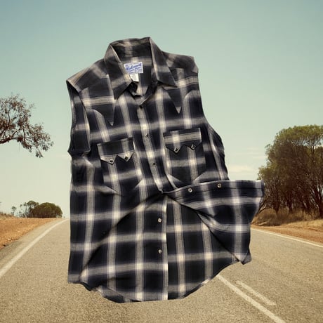 [USED] OLD ROCK MOUNT ノースリーブshirts made.in,USA