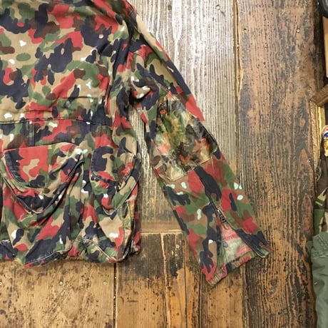 [USED] vintage Switzerland マウンテン CAMO JKT