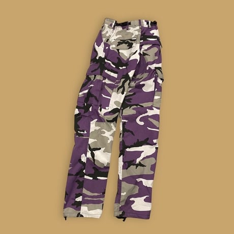 [USED] good size💜purple CAMO PANTS