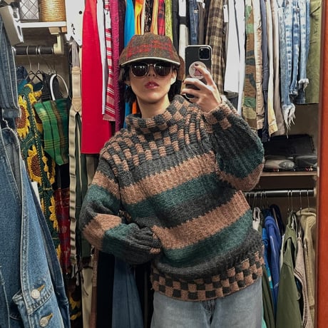 [USED] チェックxボーダー handmade knit 🧶🌲