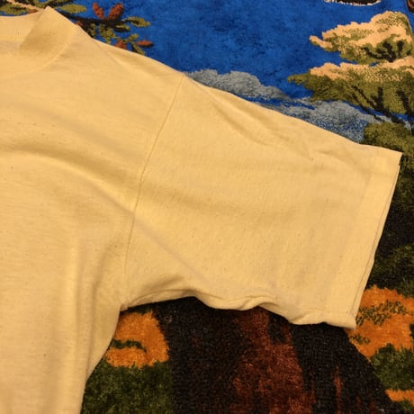 [USED] YELLOW♡ VINTAGE ELVIS Tee