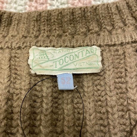 [USED] ベージュの ざっくりVネックニット