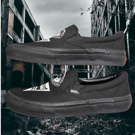 [USED] VANS SLIP ON