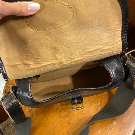 [USED] レザーのショルダーBAG