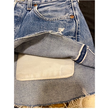 [USED] Levis 赤耳カットオフショーツ