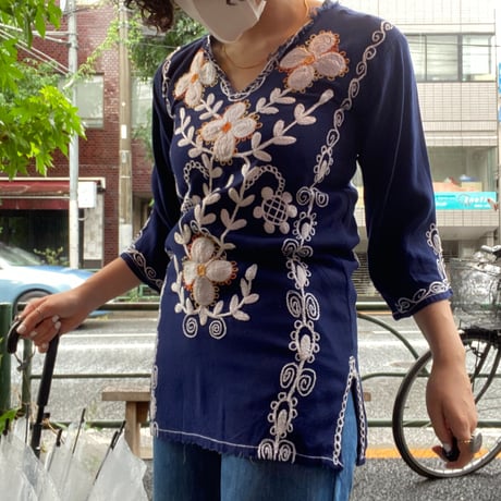[USED] フォークロア🌼刺繍ブラウス