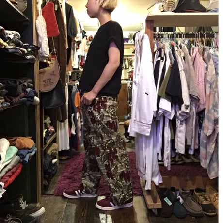 [USED] 赤い木の実柄アフリカ イージー PANTS