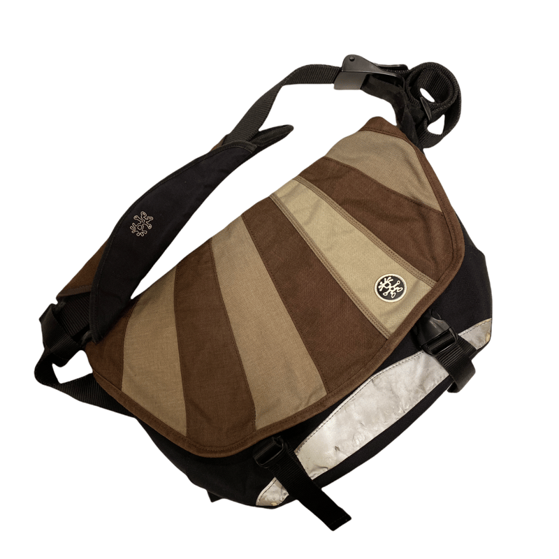 CRUMPLER クランプラー メッセンジャーバッグ ショルダーバッグ A4 USED] CRUMPLER メッセンジャー BAG | garden730