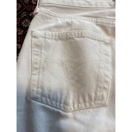 [USED] Levi's 501 WHITE CUT-OFF