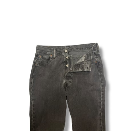 [USED] Levis 501 Black  cutoff