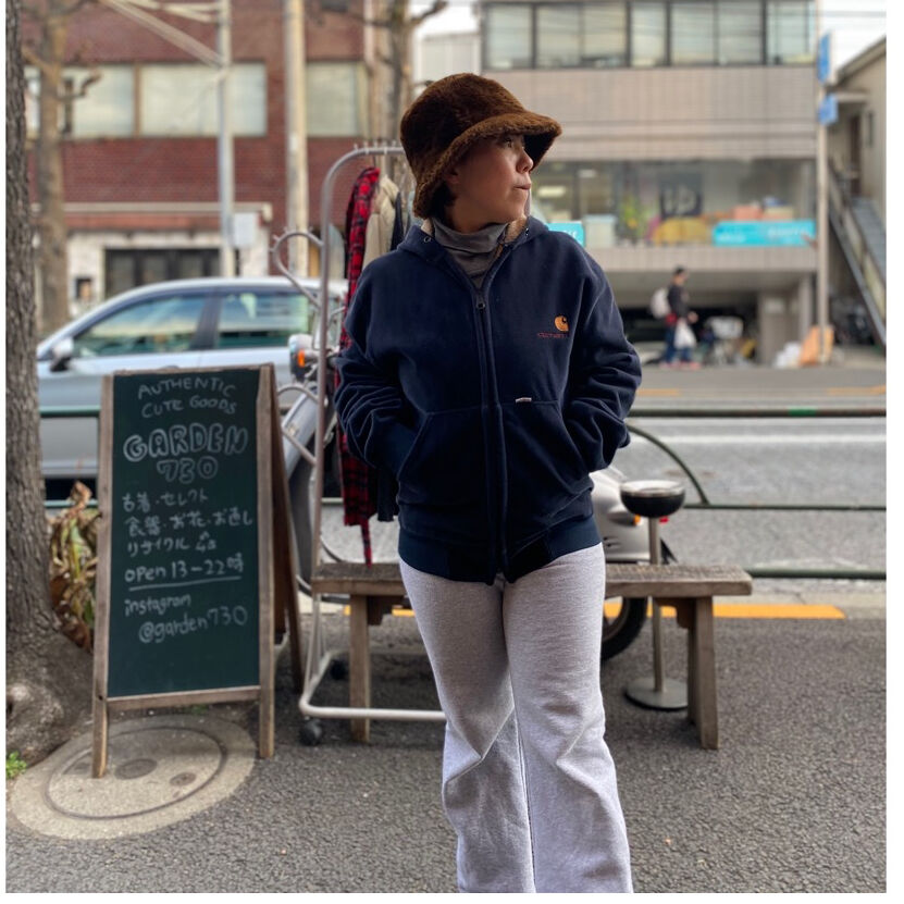 carhartt ベロアパーカー　北千住　髭購入 carhartt ベロアパーカー 北千住 髭購入